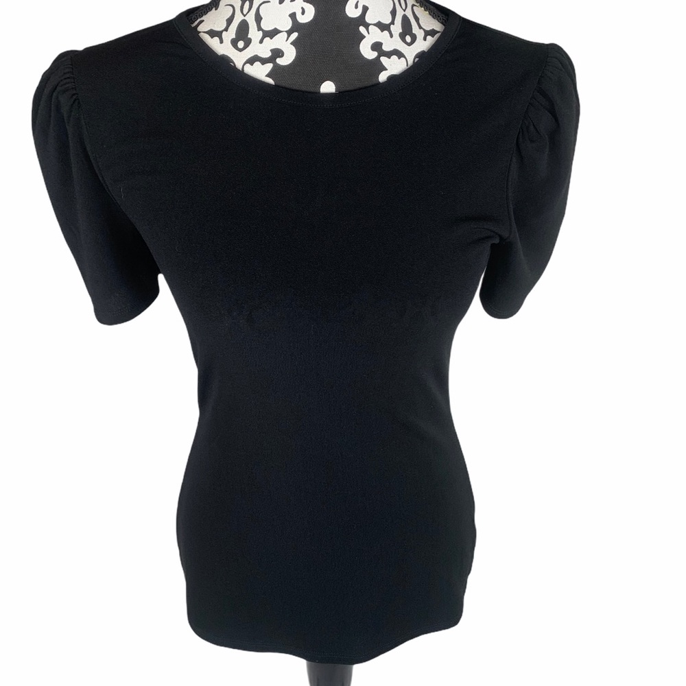 EXPRESS Top Fitted Top Black Keyhole Short Sleeve